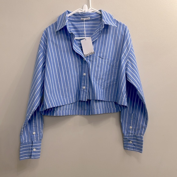 Bershka Tops - Bershka Women's Cropped Poplin Shirt with Pockets